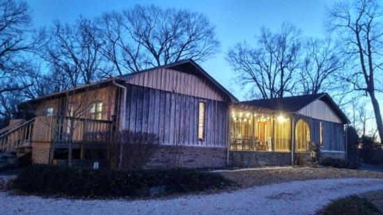 Sisters On Sycamore B&B Russellville Екстериор снимка