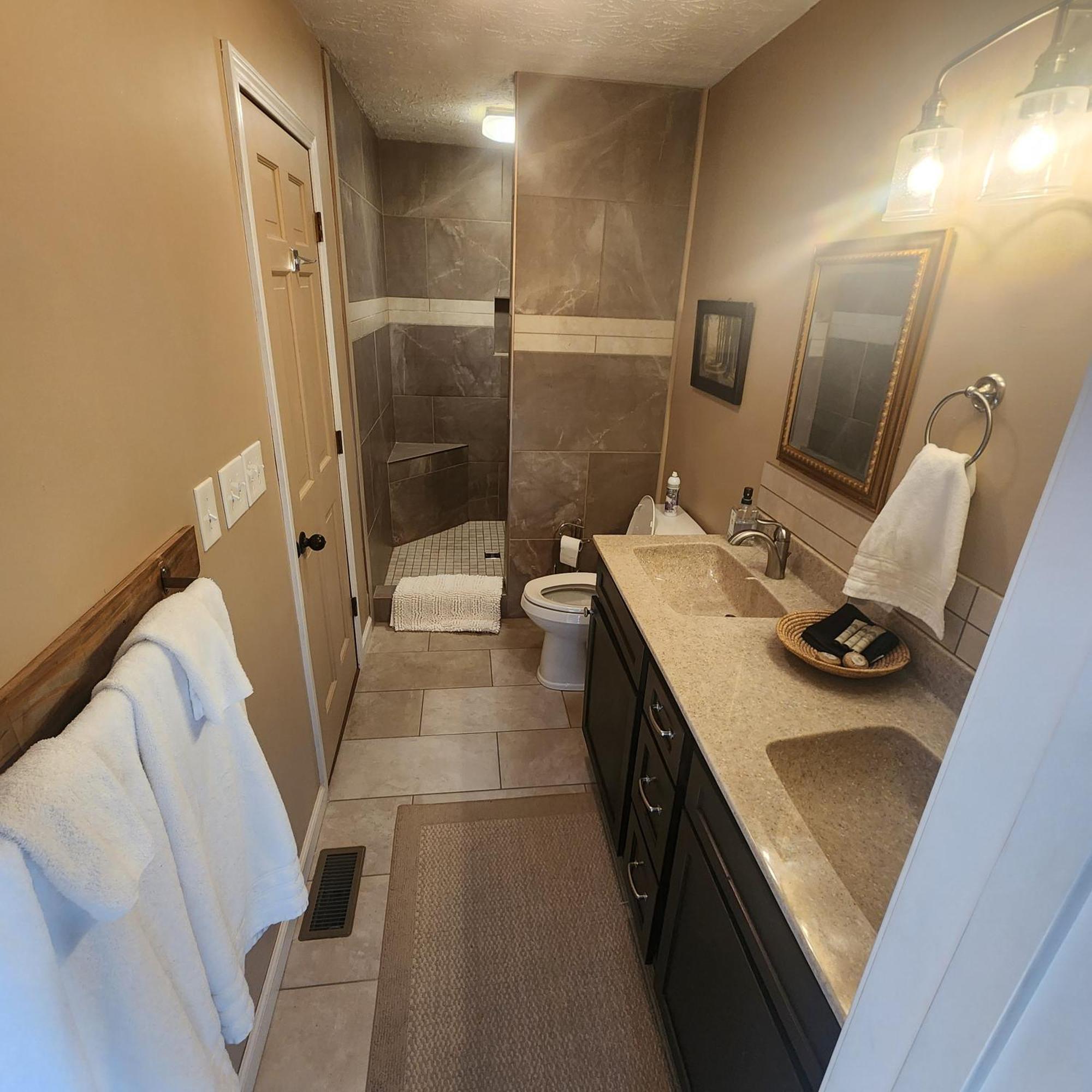 Sisters On Sycamore B&B Russellville Екстериор снимка